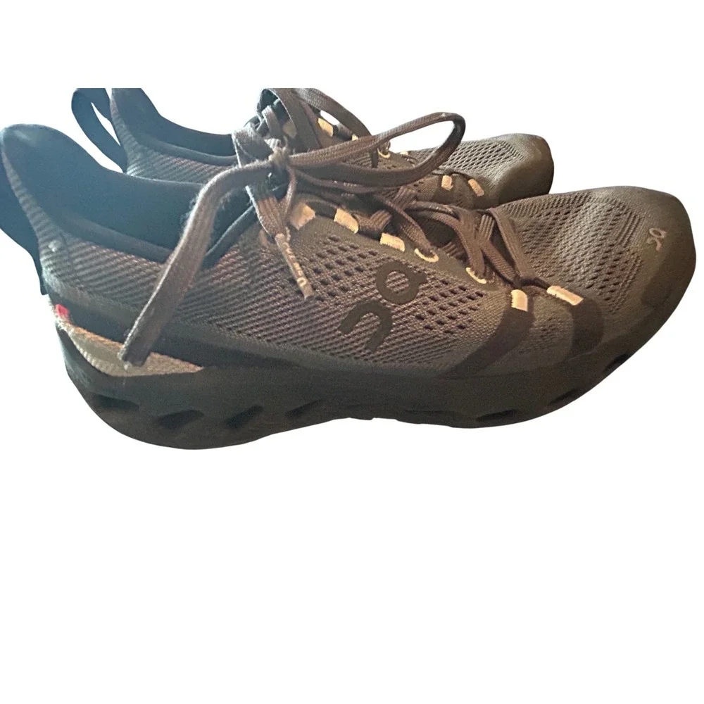 On Running Cloudmonster Grey Black Womens Road‎ Running Shoes Sneakers size 6